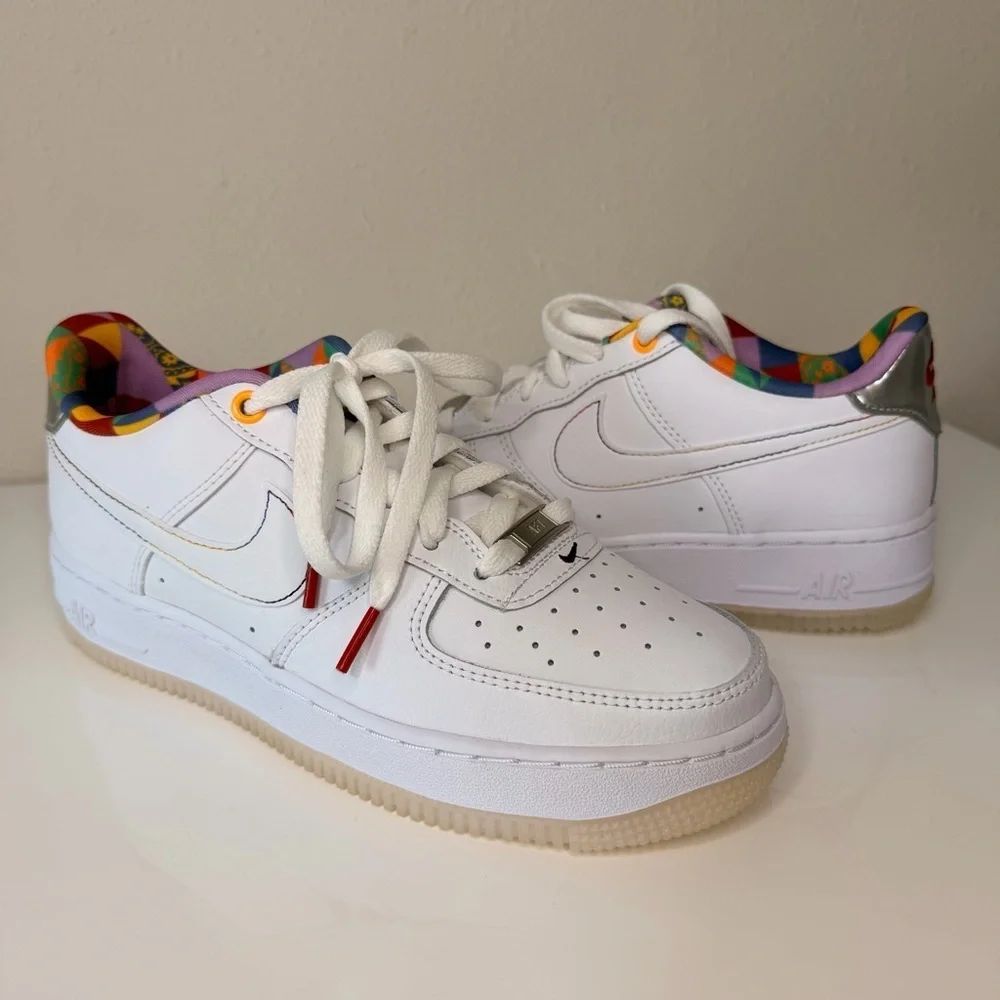 Nike vibrant fun
